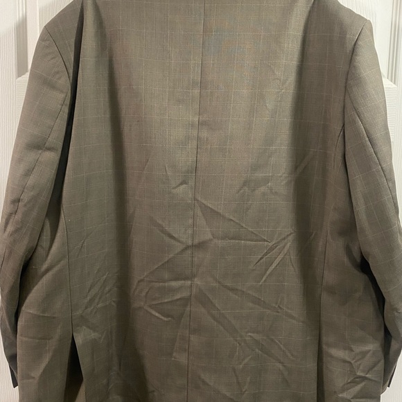 Nice Stacey Adam’s suite jacket. Looks like dark green and brown tones. - Picture 2 of 3